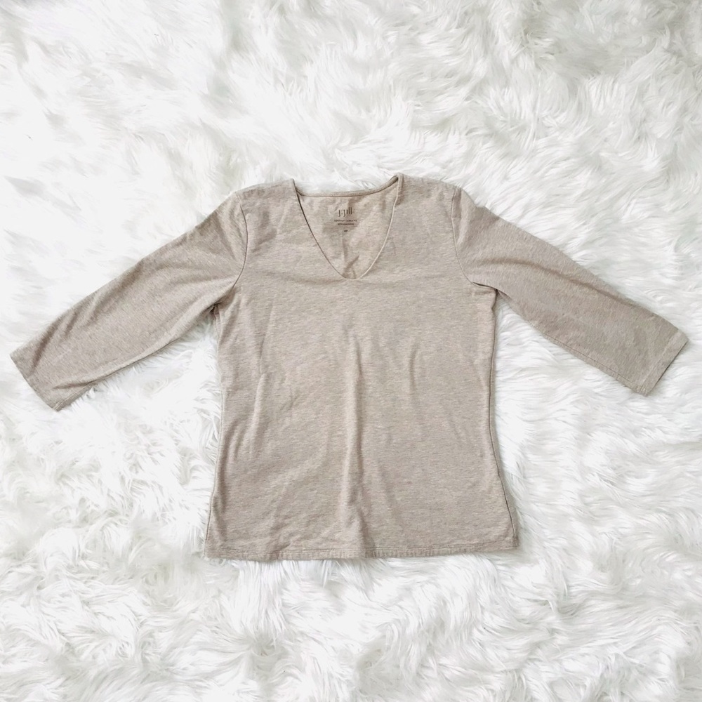 J. Jill heathered cream v-neck stretchy fitted top - Picture 4 of 8